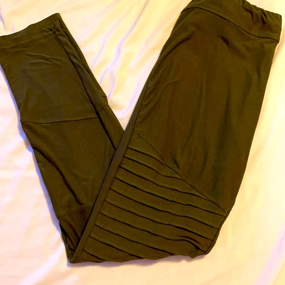 Pink rose super soft Moto leggings